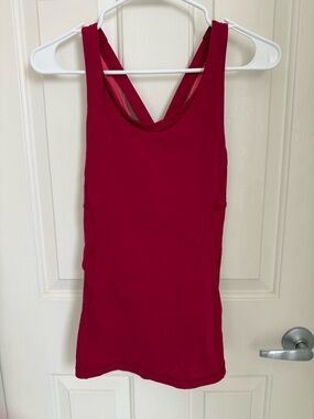 lululemon athletica Women's Tank Top in Deep Raspberry